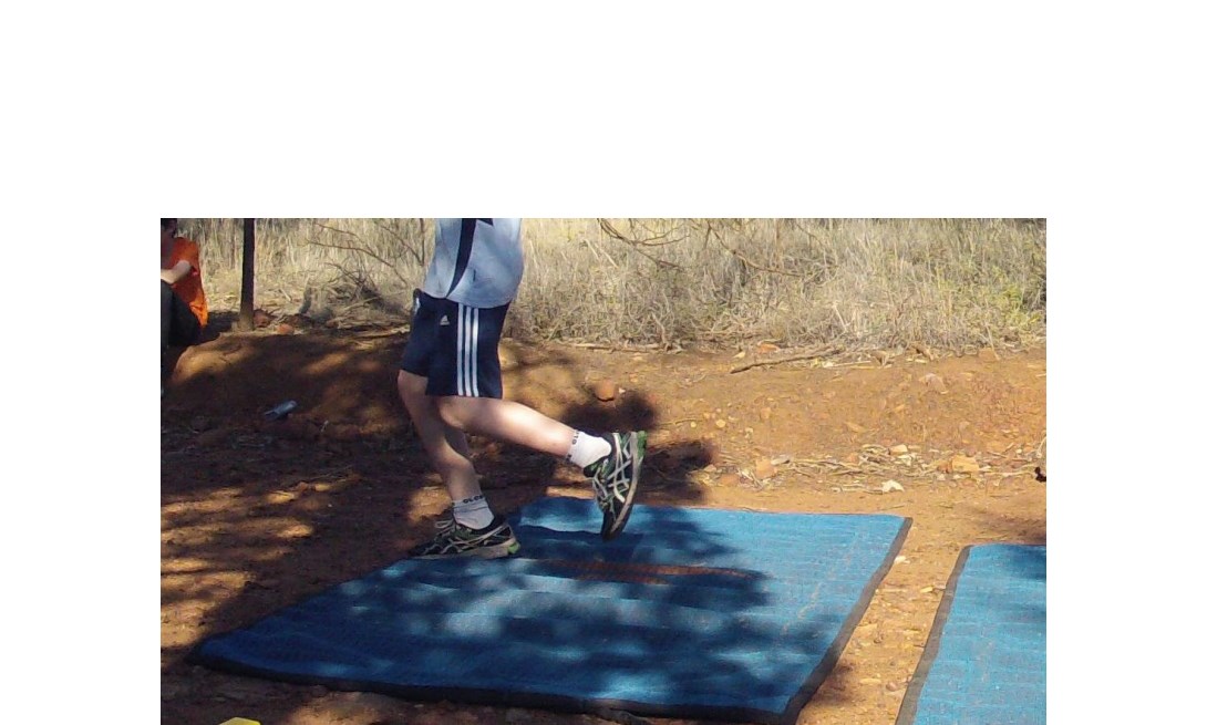 Text book mat crossing - well done sexy legs!